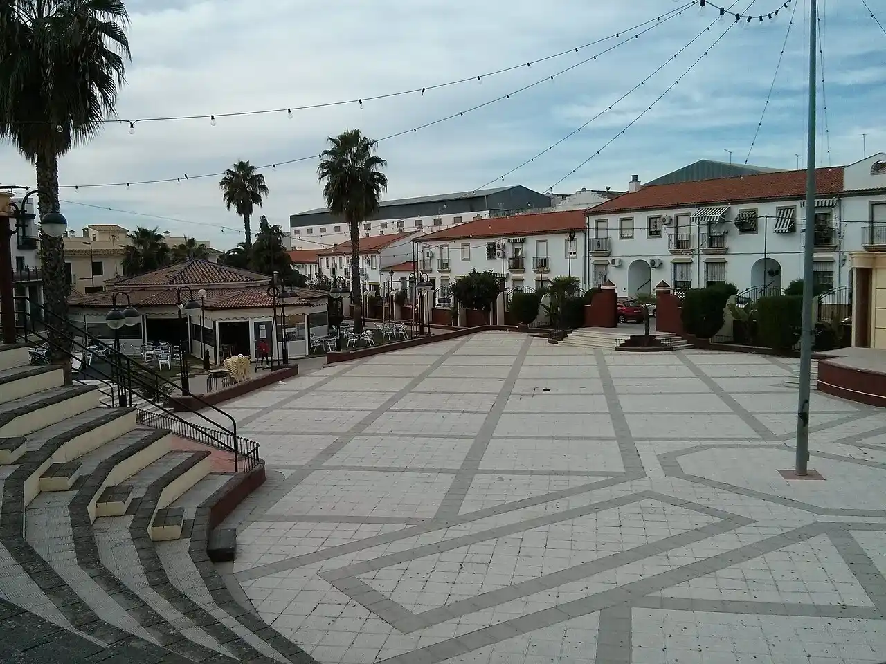Mudanzas en Villafranca de Córdoba 1 Mudanzas en Villafranca de Córdoba: vehículo de La Seda en la vega del Guadalquivir